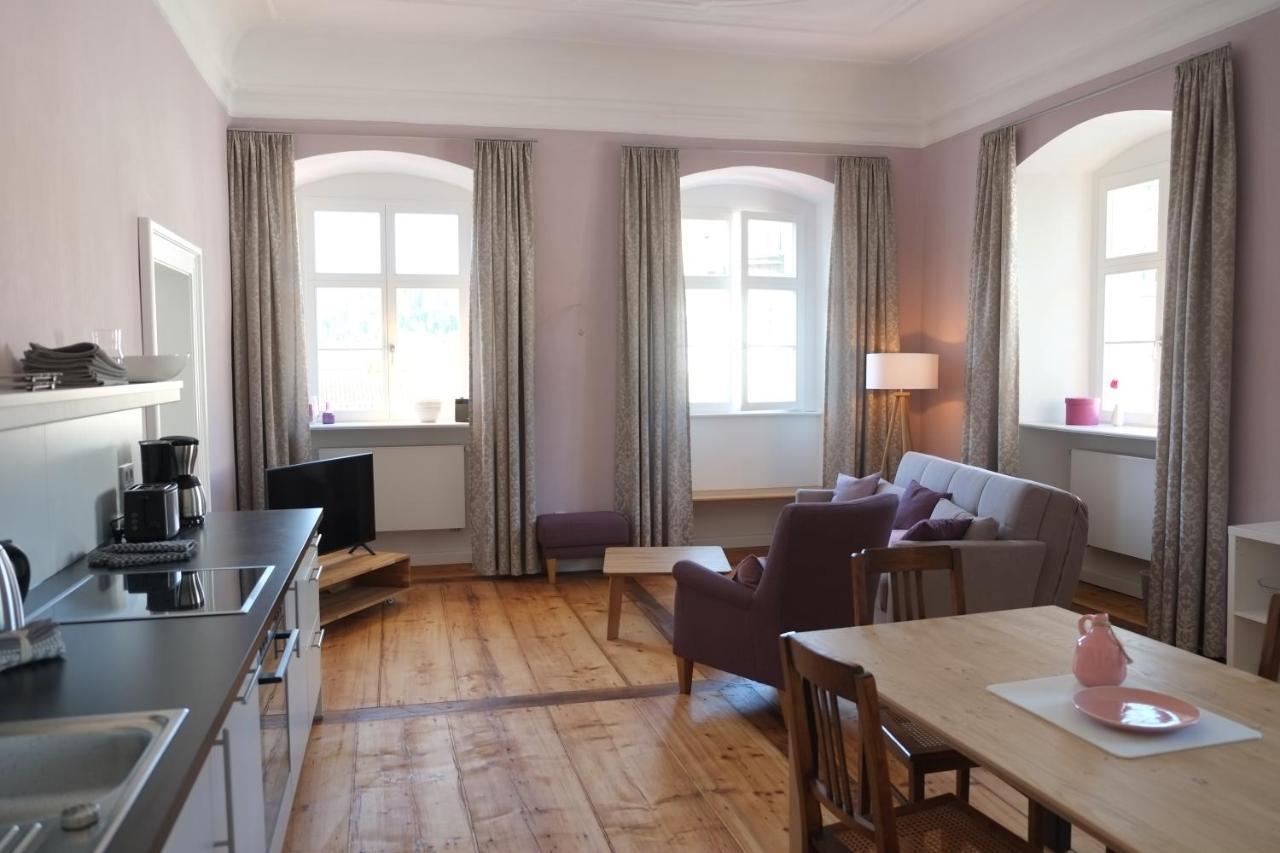 65Qm Wohnung Klosterblick Im Historischen Pfarrhaus Pielenhofen 外观 照片